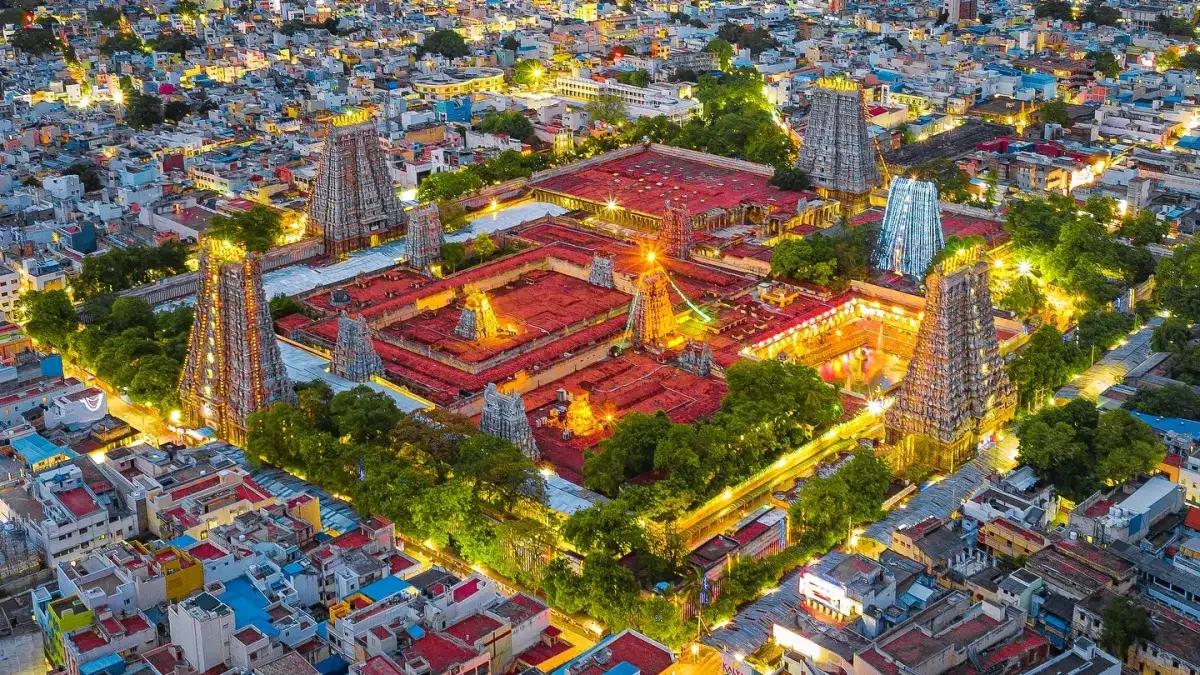 Madurai Tourist Places: Best Places to Visit in Madurai, Temple Route & 1–2 Days Trip Guide