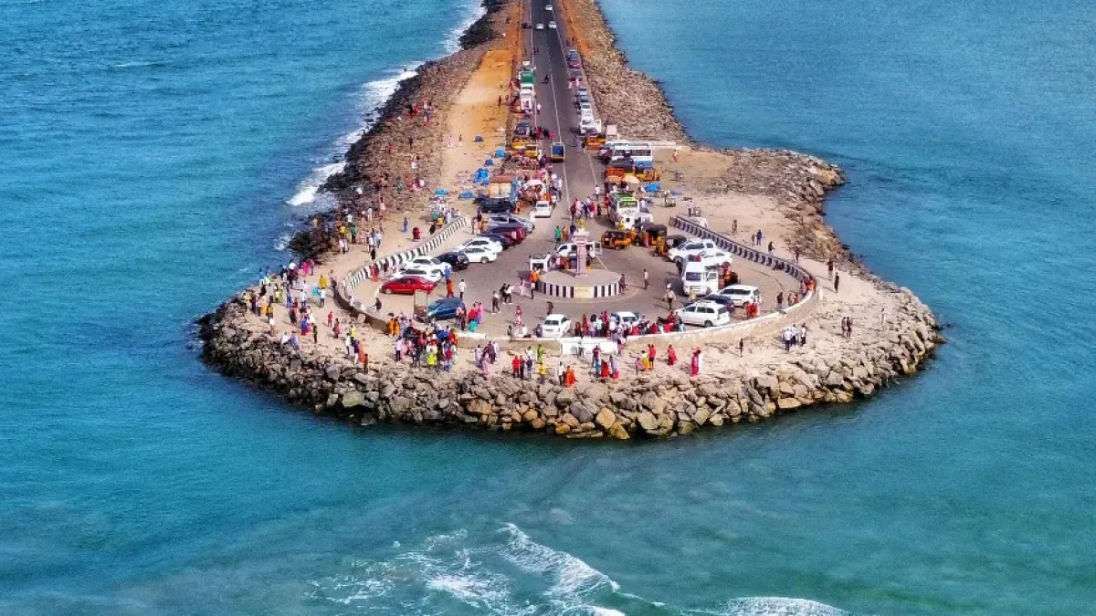 Arichal Munai last point at Dhanushkodi near Rameswaram