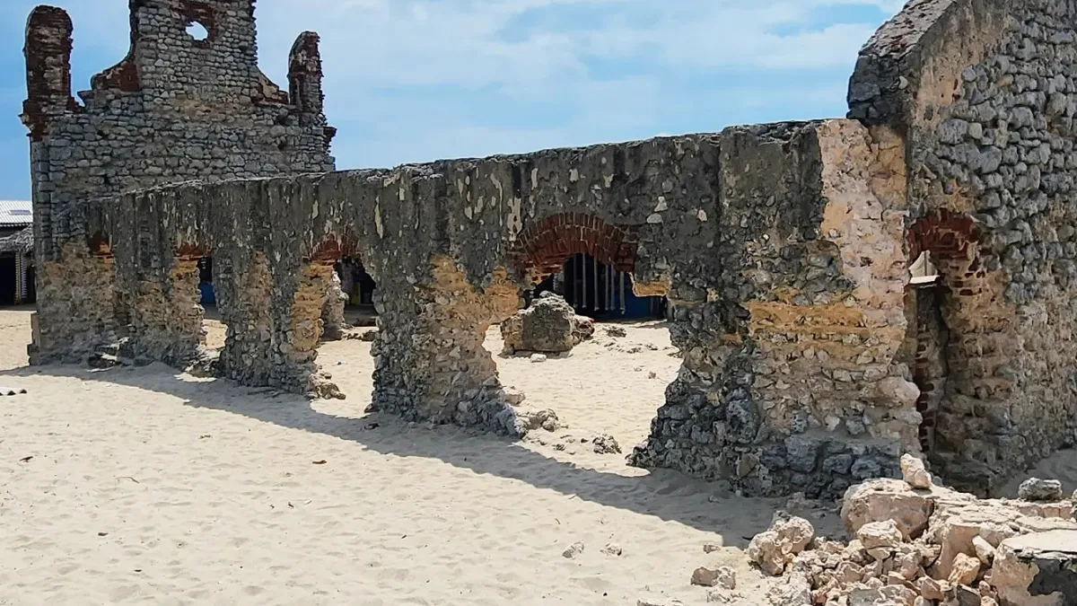 Dhanushkodi ghost town ruins and old church near Rameswaram