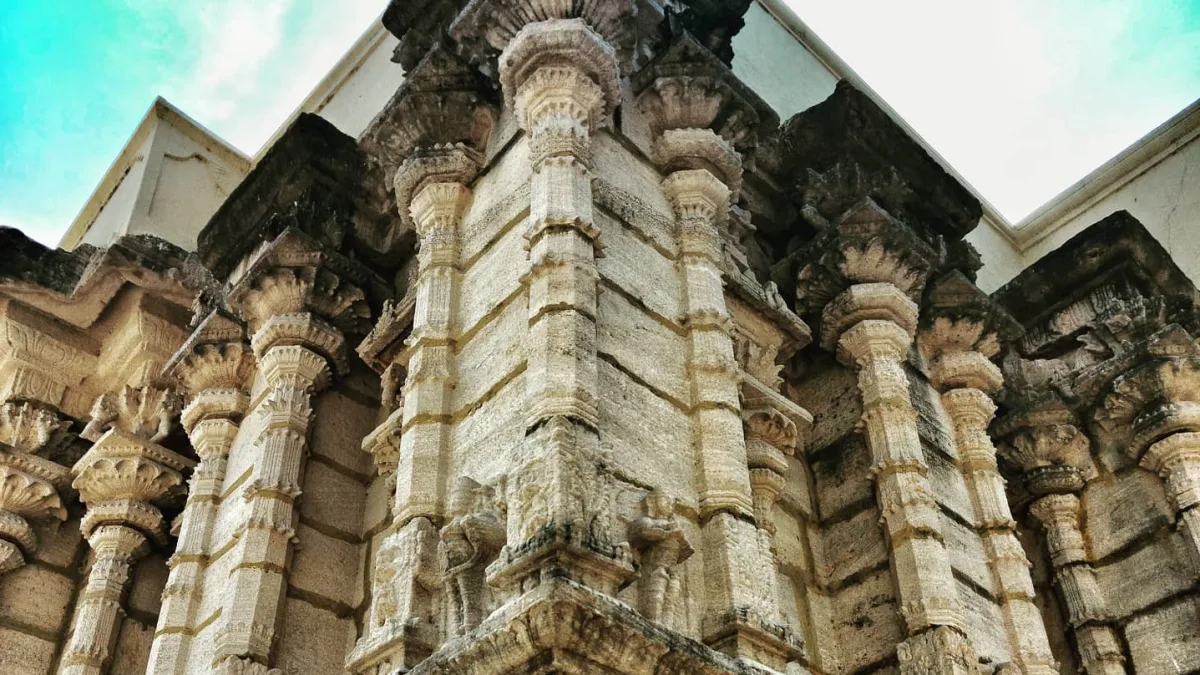 Sri Kaisinavendhan Perumal Temple